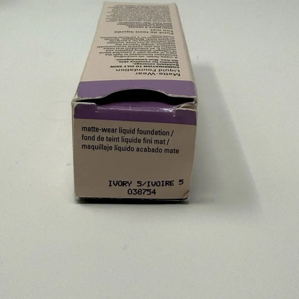 Mary Kay Timewise Luminious-Wear Liquid Foundation - DISCONTINUED - Ivory 5